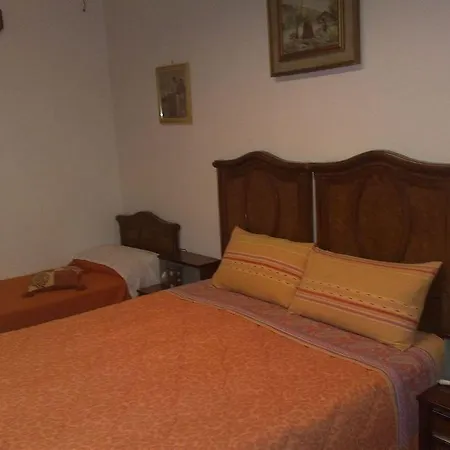 A Casa Doina Tower بيت ضيافة