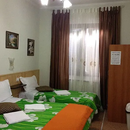 A Casa Doina Tower 5* بيزا