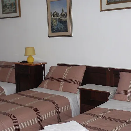 بيت ضيافة A Casa Doina Tower بيزا