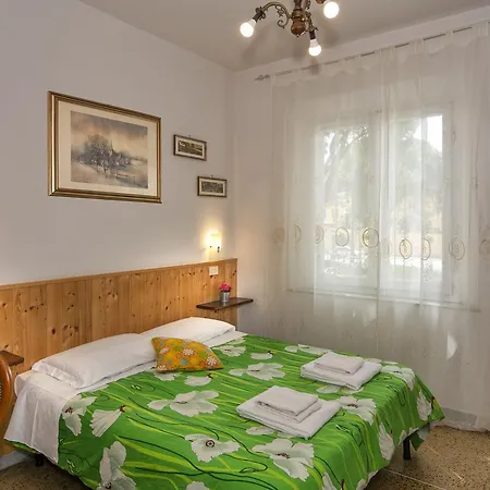 A Casa Doina Tower بيت ضيافة 5*
