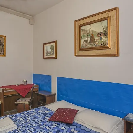 A Casa Doina Tower 5* بيزا