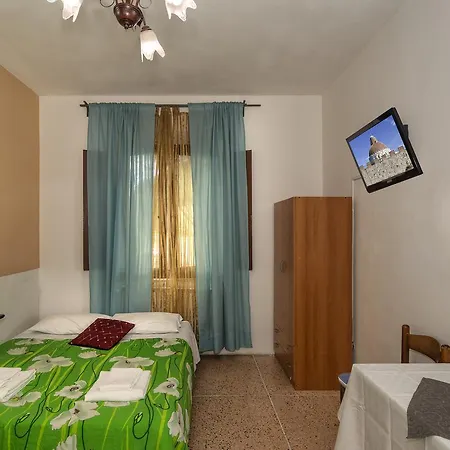 A Casa Doina Tower